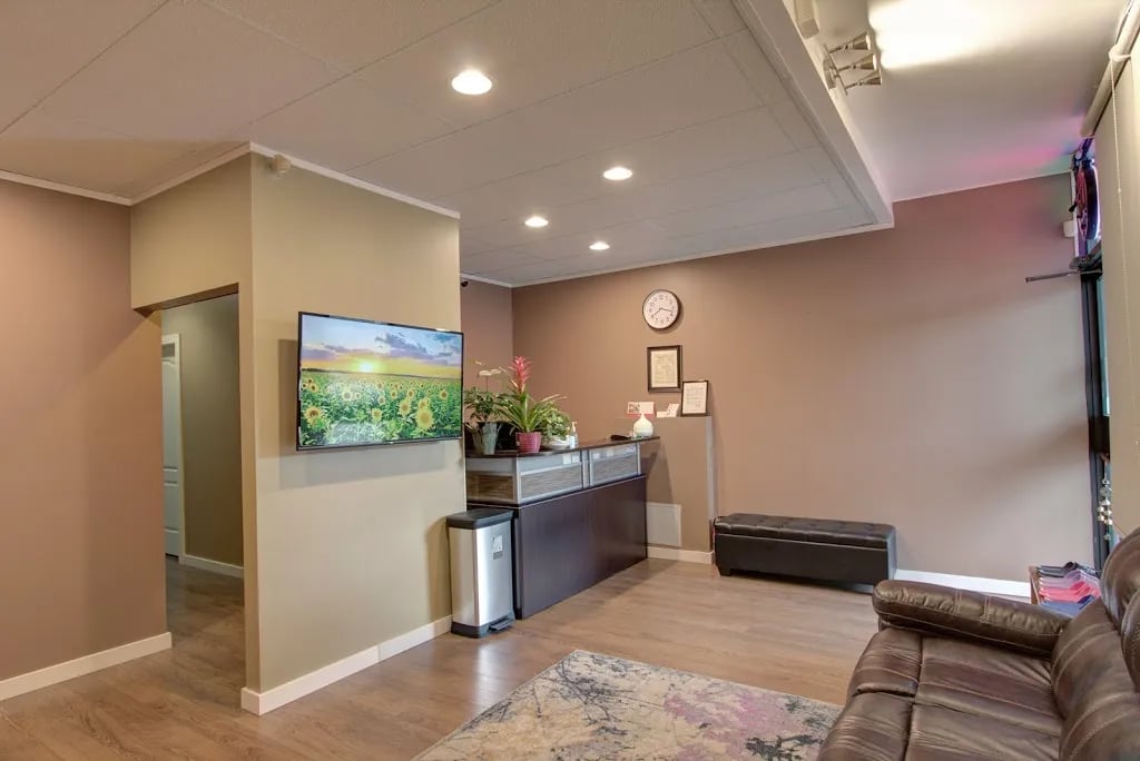 awindfall-massage-kelowna-lobby